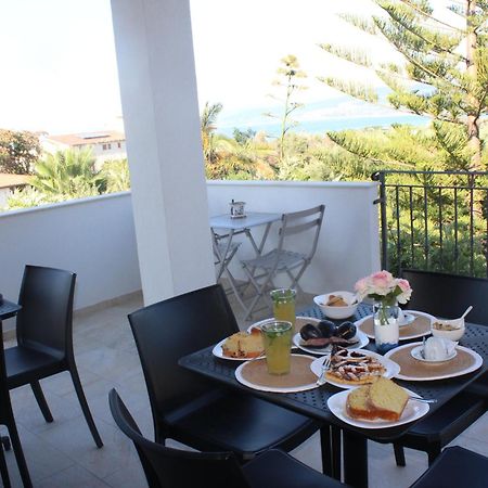 Residenza Anna Calabria Briatico Exterior foto