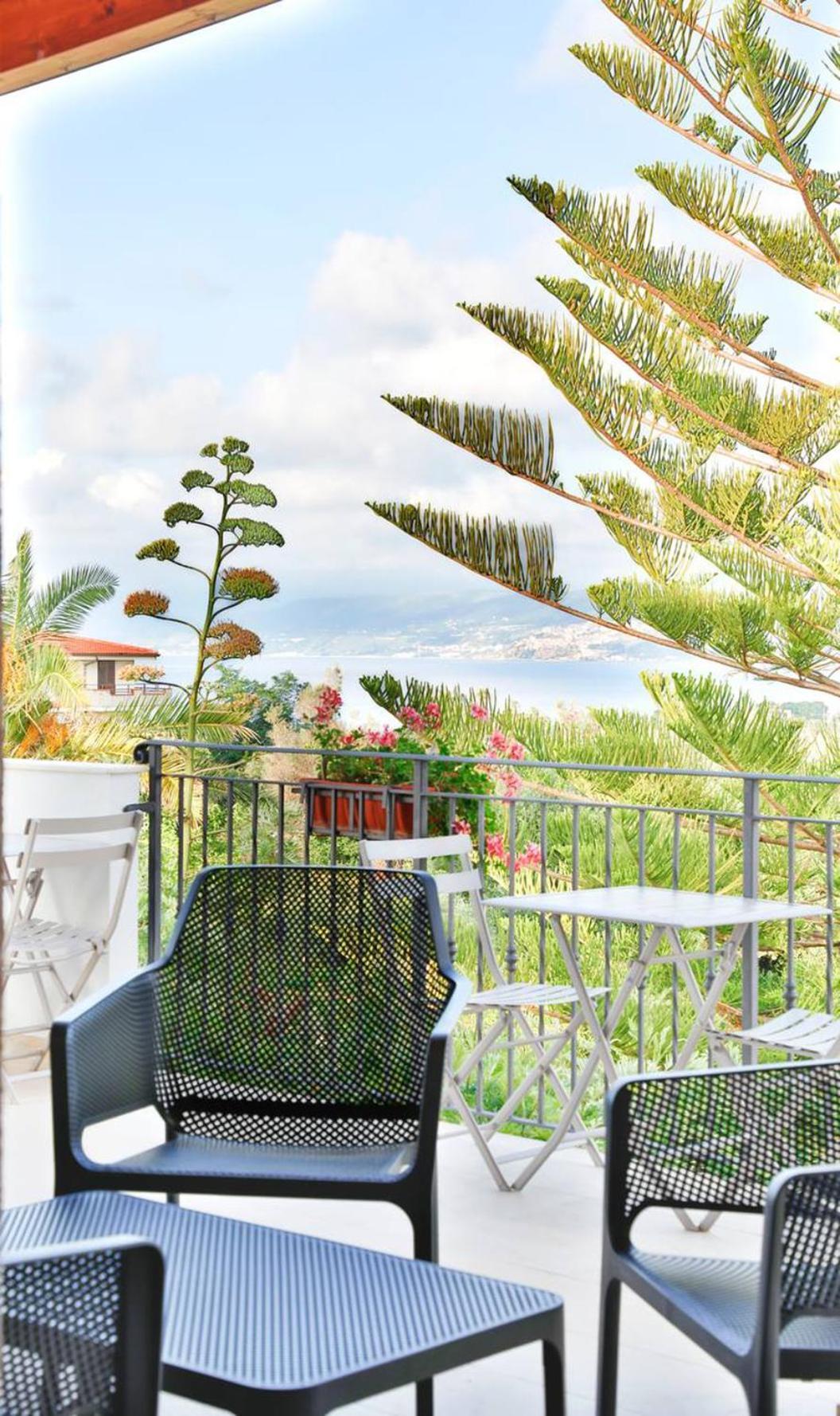 Residenza Anna Calabria Briatico Exterior foto